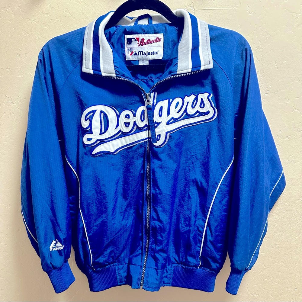 Vintage 90’s Majestic LA Dodgers Sz M bomber jacket